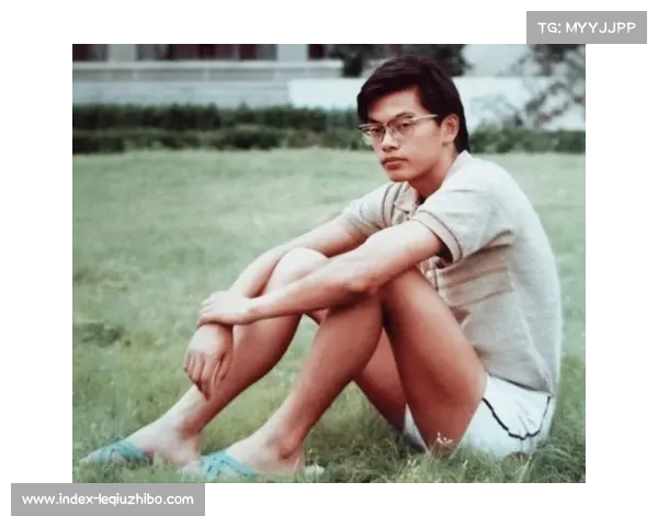 苏群赛后解说引发争议 球迷强烈呼吁其退位让贤