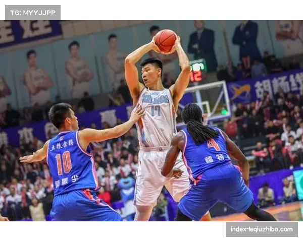 武汉盛帆五人得分上双胜新疆 团队篮球模式终结连败困境